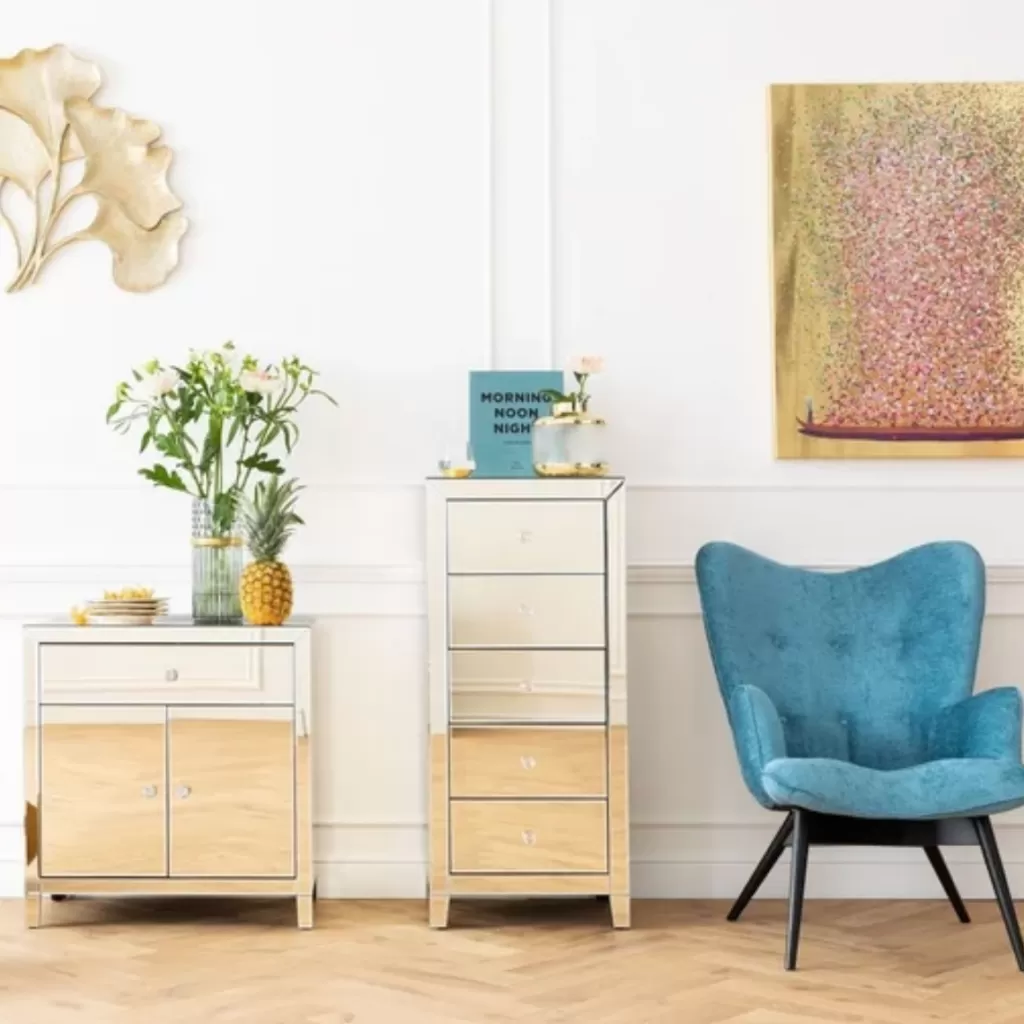 Commode Élégante KARE Design Série Pearl - 5 Tiroirs Spacieux avec Vitrine Miroitée, Idéale pour Décorer votre Salon