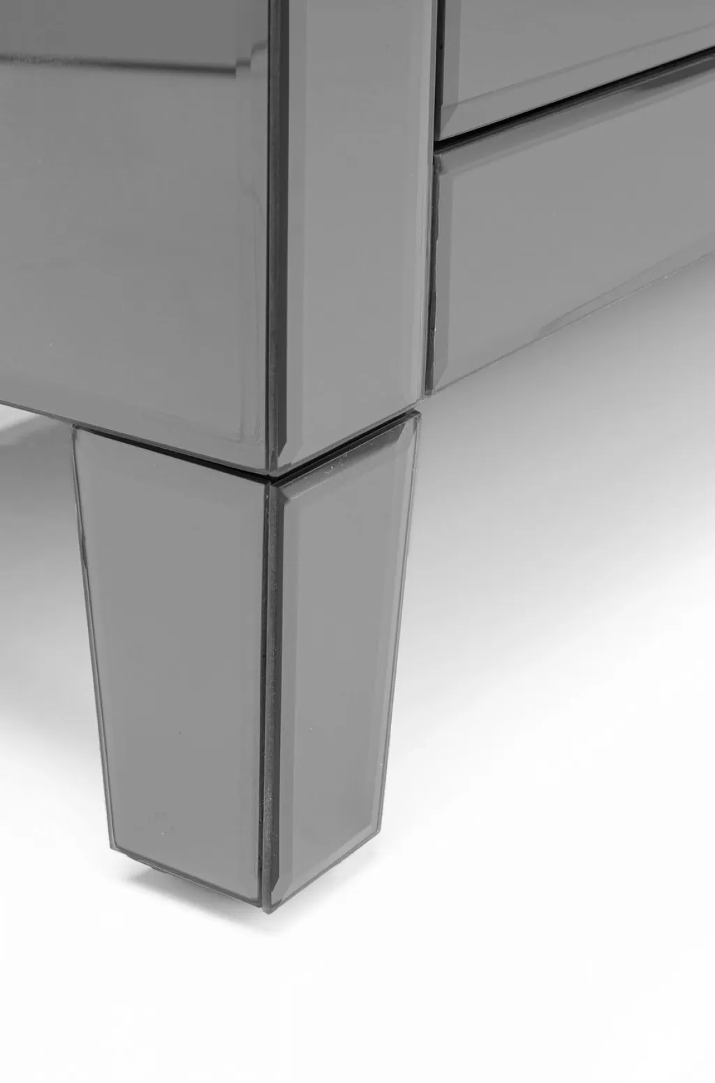 Canapé design Senkit par KARE - Mécanisme push élégant en gris nuage, idéal pour votre salon contemporain