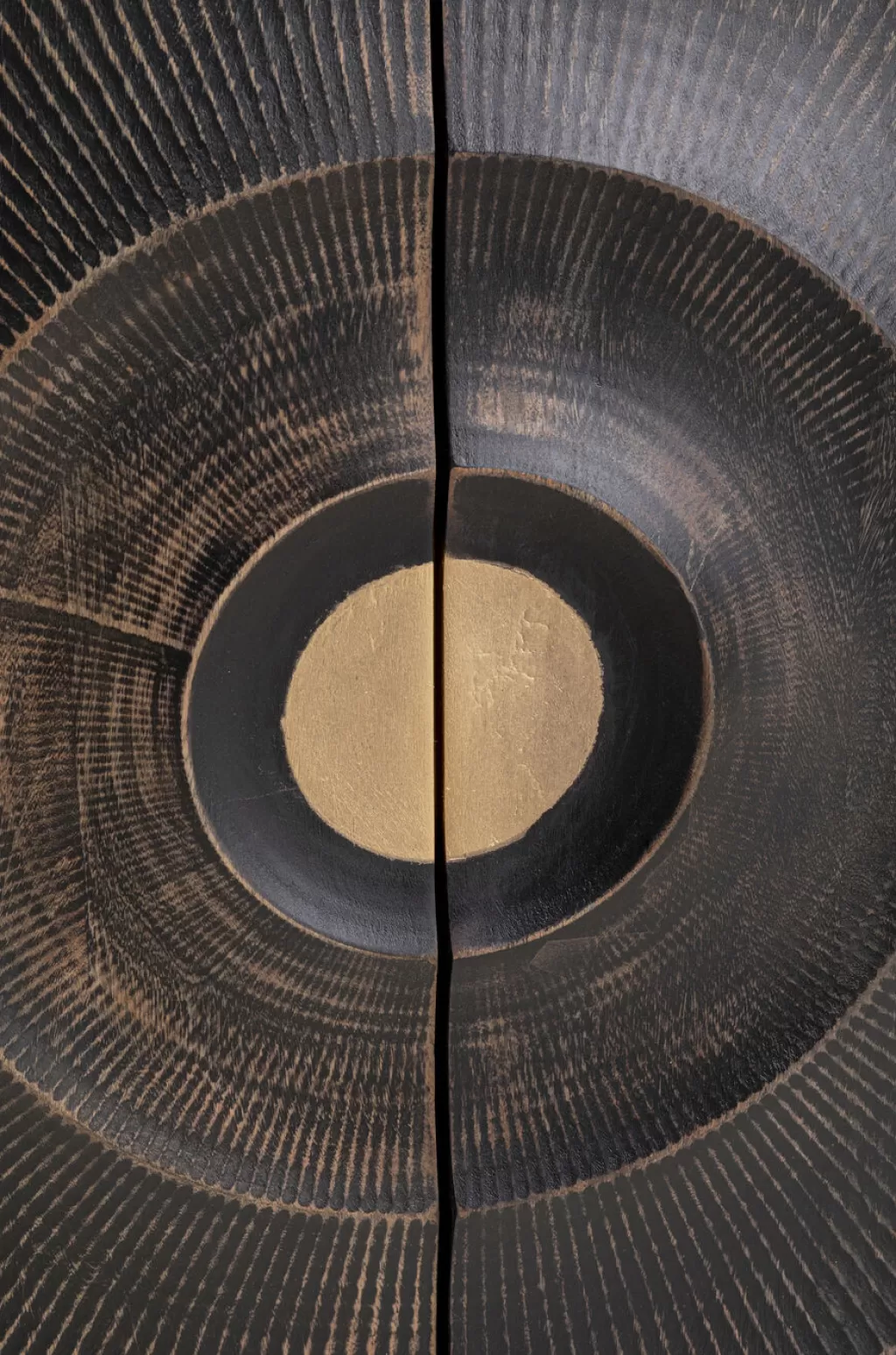 Planche à découper design KARE - Modèle Senkki en acacia massif teinté ébène (177 cm x 75 cm) 

Collection contemporaine Senkit pour cuisine professionnelle - Surface anti-rayures Lipastot