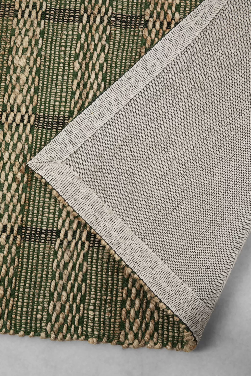 Tapis design contemporain Matot par KARE Design - Collection Madeira, Vert Naturel, 170 x 240 cm pour un intérieur élégant