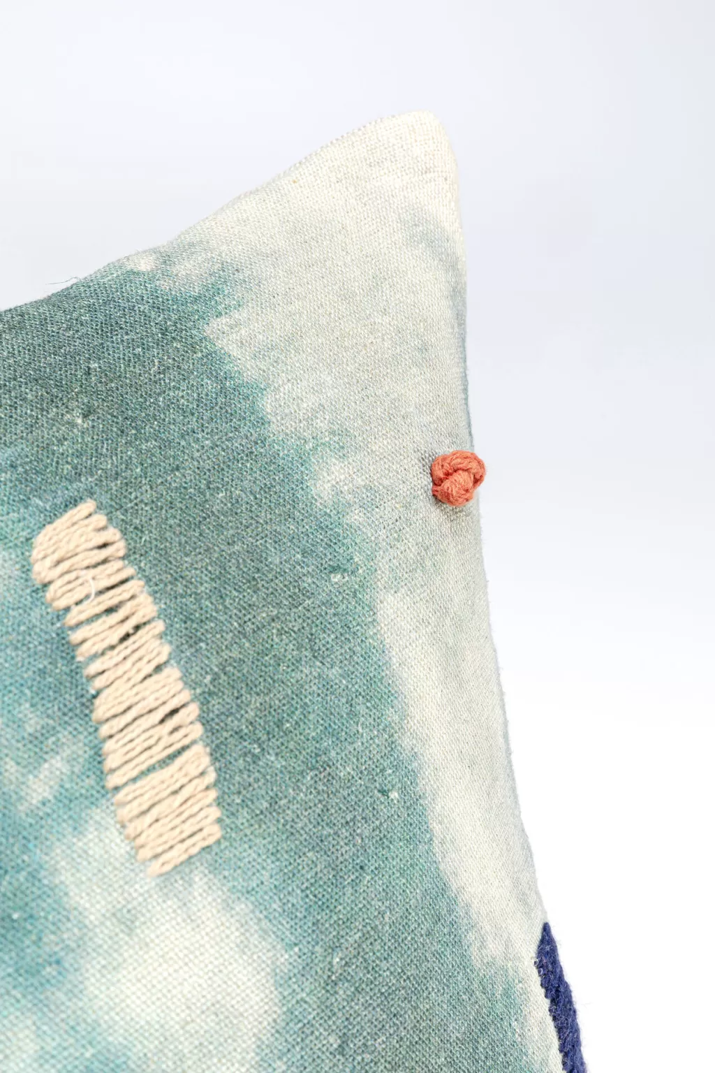 Coussin Décoratif Moderne Mali en Tissu Respirant - Décoration d'Intérieur Élégante par KARE Design (45x45 cm)