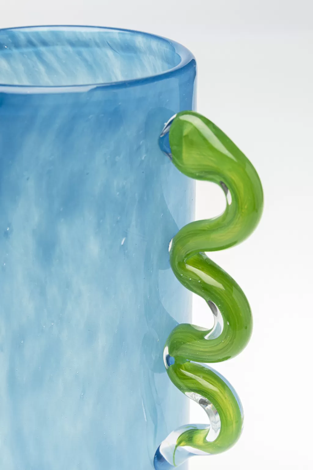 Vase design Manici par KARE - Bleu profond pour intérieur moderne - 29 cm de hauteur