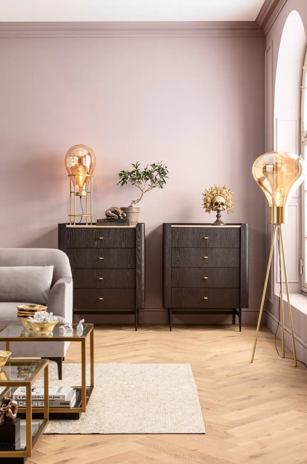 Commode design Milano élégante - Modèle KARE 80x100 cm en finition premium 

Collection exclusive Senkit - Meuble de rangement moderne pour chambre et salon 

Dimensions spacieuses (L80 x P100cm) - Commode scandinave avec poignées métalliques 

Édition limitée Senkit by KARE - Commode design italien 80 cm de largeur x 100 cm profondeur 

Structure en bois massif traité - Tiroirs silencieux avec système de glissière innovant