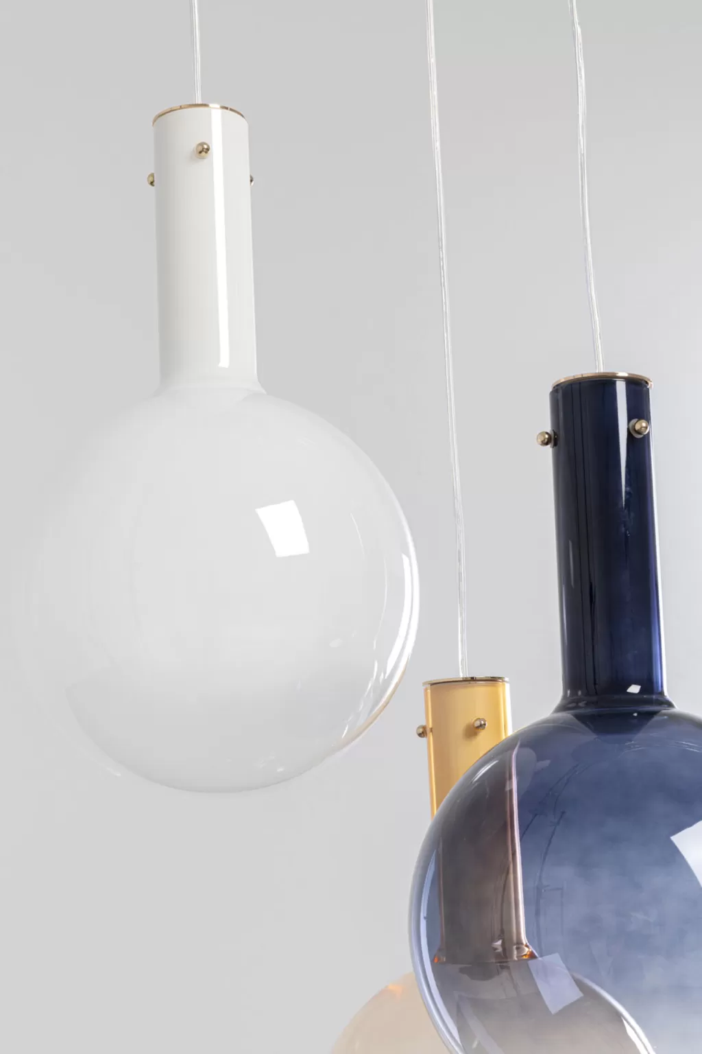 Lustre suspendu Misteriosa Colore - Diamètre 54 cm - Éclairage design contemporain par KARE pour ambiance chaleureuse