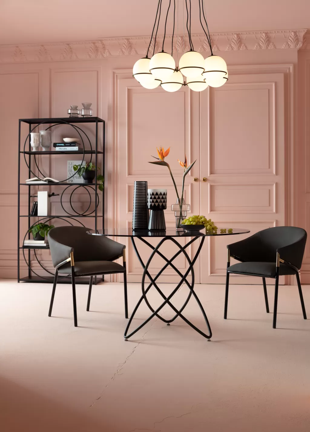Table basse design Moléculaire par KARE - Noir élégant en 120 cm de diamètre