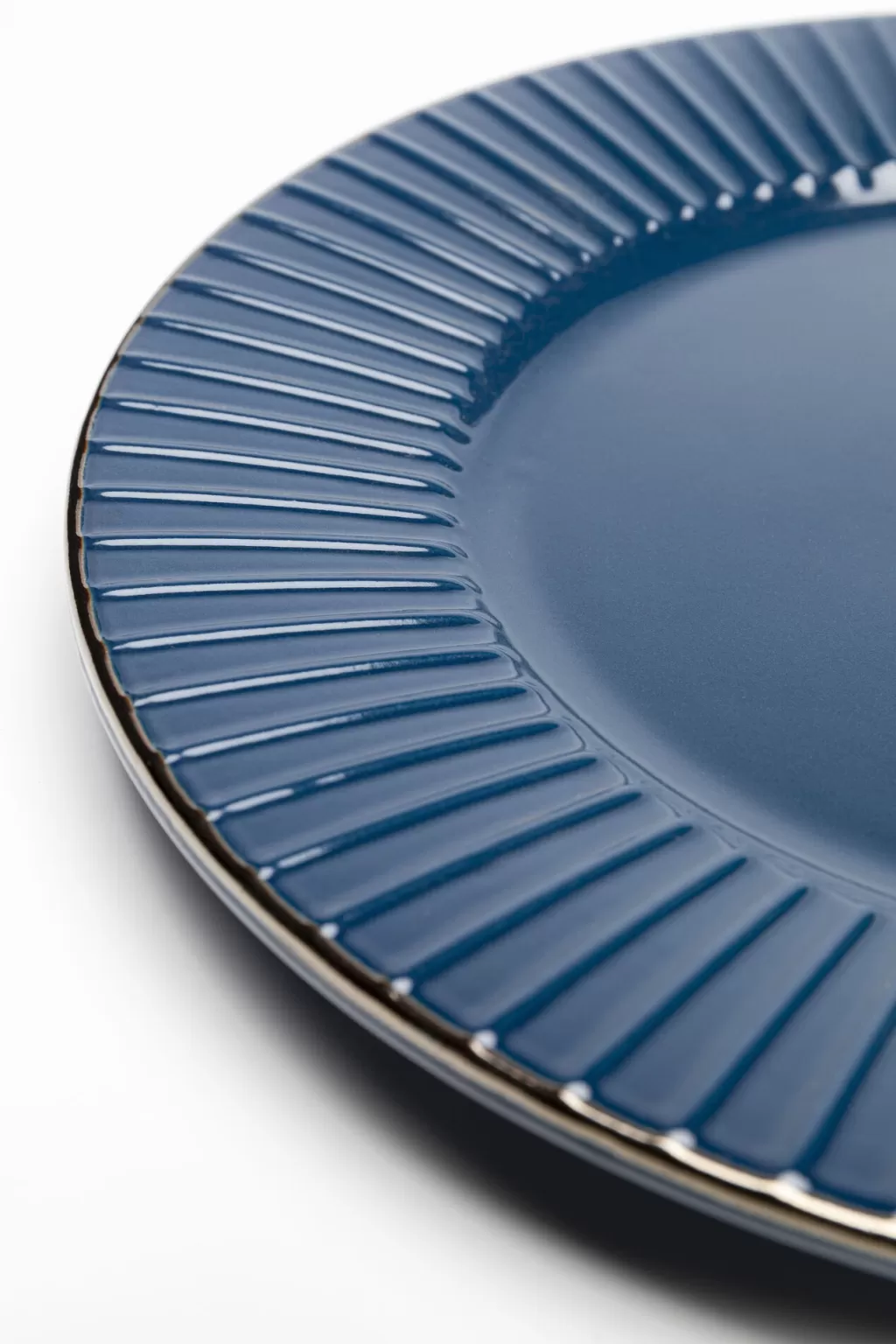 Assiette design contemporain Muse Bleu Cobalt - Création KARE pour dresser une table moderne (20 cm de diamètre)