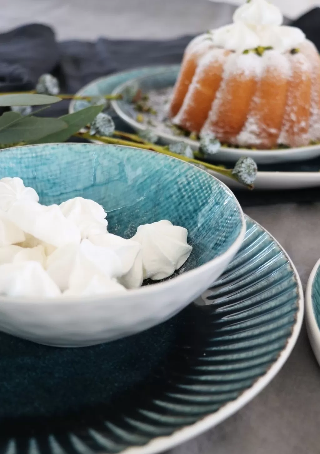 Assiette de design scandinave Mustique - Plateau moderne à bordure texturée - Diamètre 29 cm pour service élégant