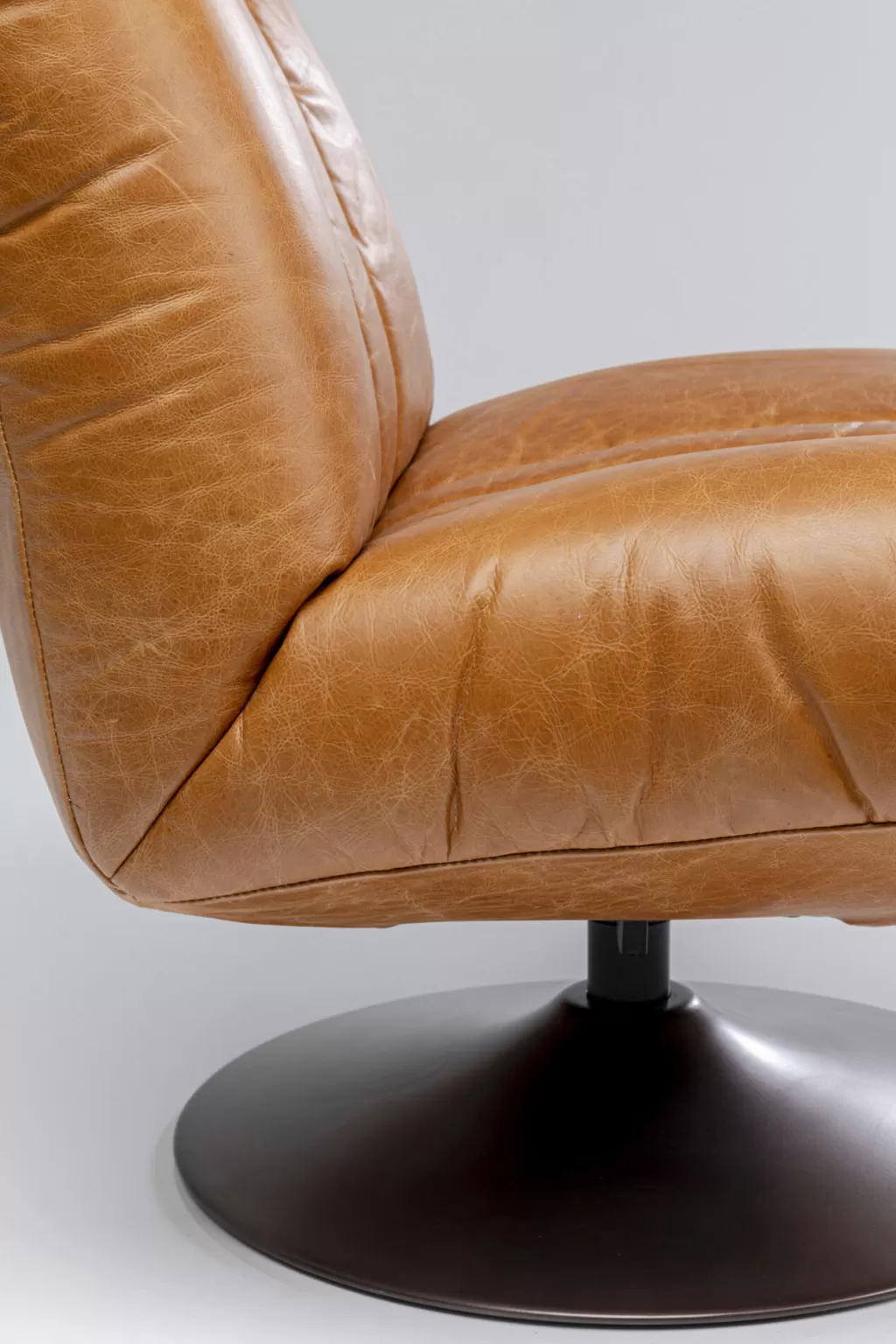 Fauteuil pivotant design en cuir Nappa – Modèle exclusif KARE Design, confort exceptionnel et ligne épurée