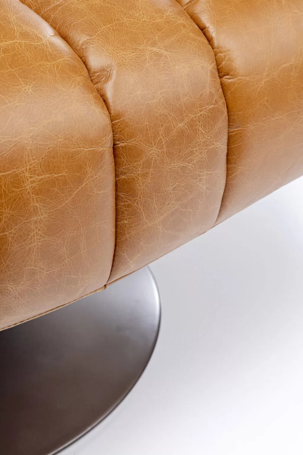 Fauteuil pivotant design en cuir Nappa – Modèle exclusif KARE Design, confort exceptionnel et ligne épurée