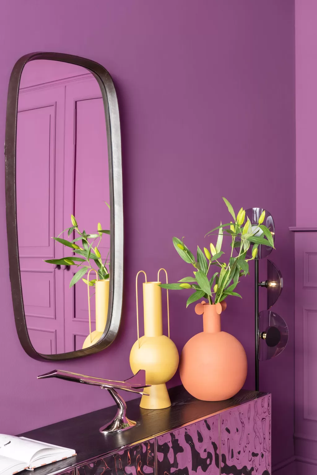 Miroir mural contemporain Noomi - Noir intense, Format large 122x58 cm, Style KARE Design