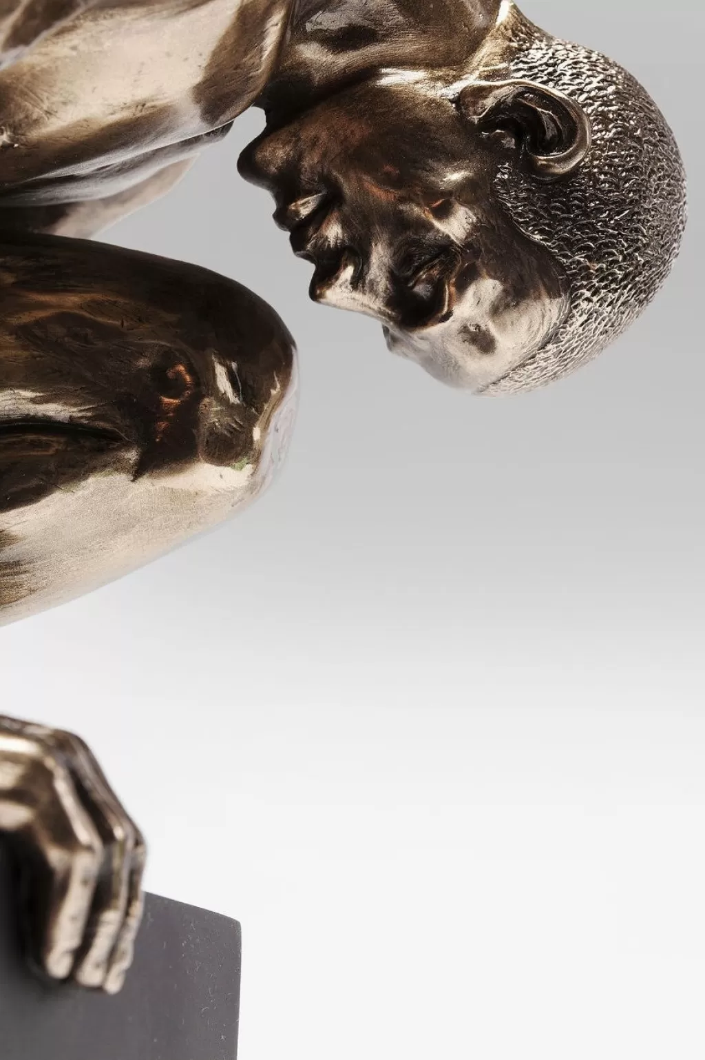 Statue Décorative Homme Nu en Bronze - Figurine Artistique KARE Design 35cm pour Décoration d'Intérieur