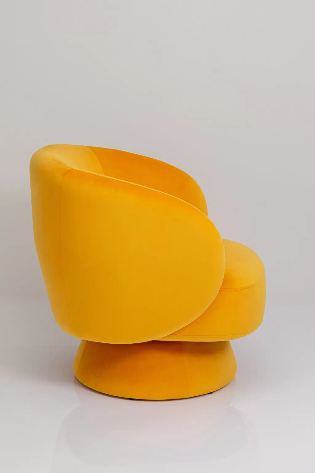 Fauteuil pivotant design Orion en jaune vif - Style moderne et confortable par KARE Design