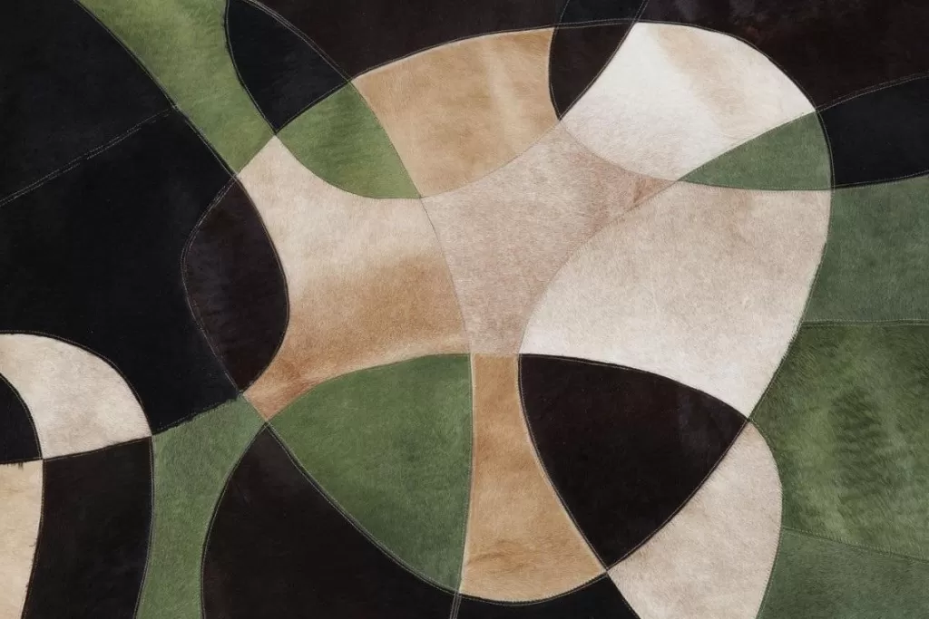 Tapis design audacieux KARE Design - Modèle Ovado Colore Matto, motif géométrique vibrante, dimensions 240x170 cm pour un intérieur contemporain