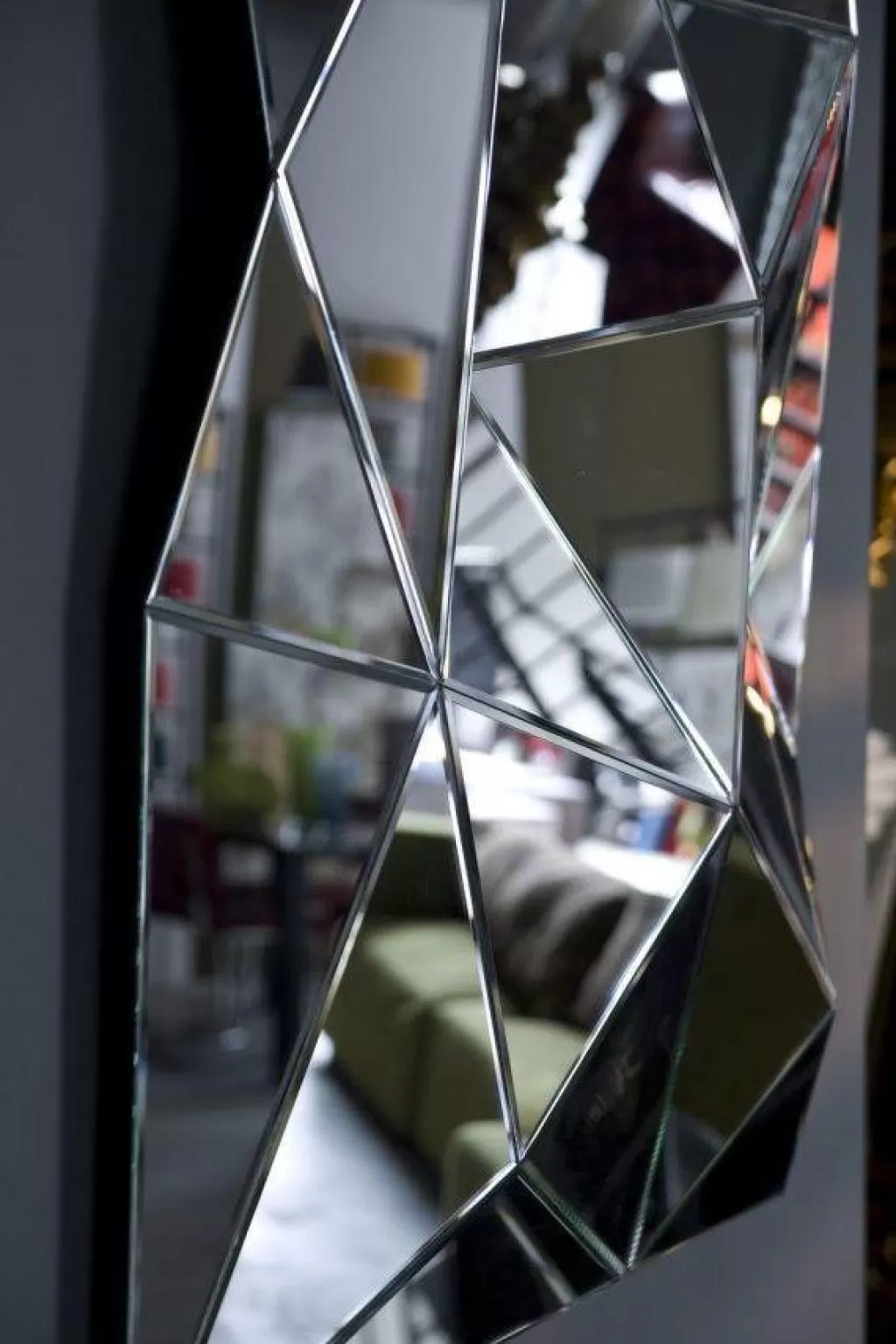 Miroir mural design Prismatique Kare - Format grand 120 x 80 cm - Élégante décoration contemporaine pour intérieur