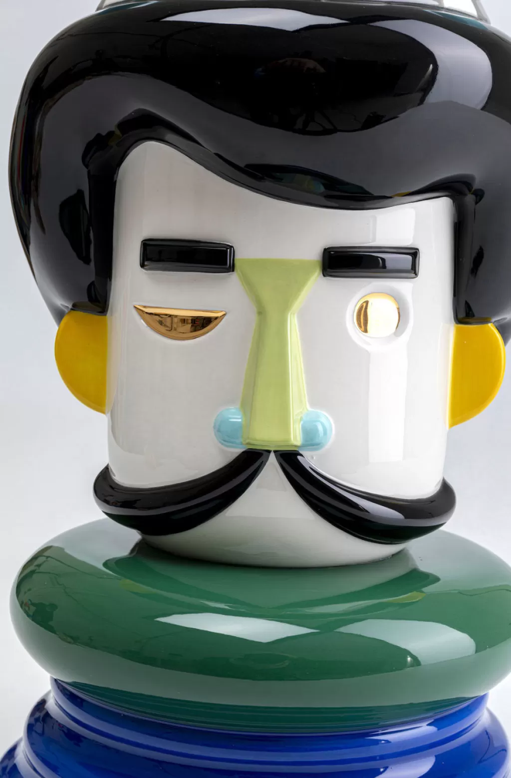 Vase décoratif design Puppet Boy par KARE - Pièce de décoration contemporaine - 36 cm de hauteur