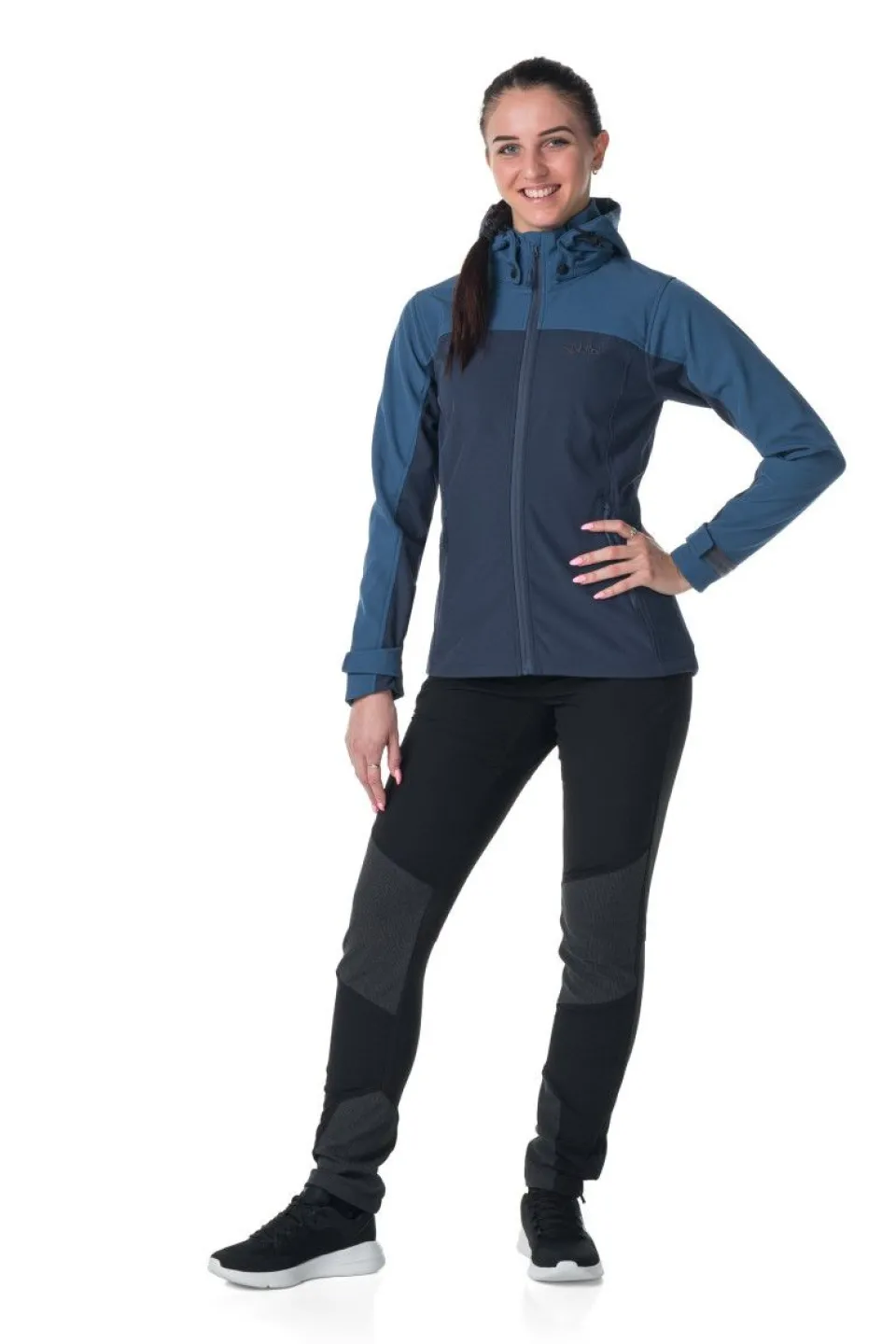Veste Softshell RAVIA-W pour Femme - Confort et Résistance en Randonnée | Protection contre les Intempéries | Style Urbain-Aventure