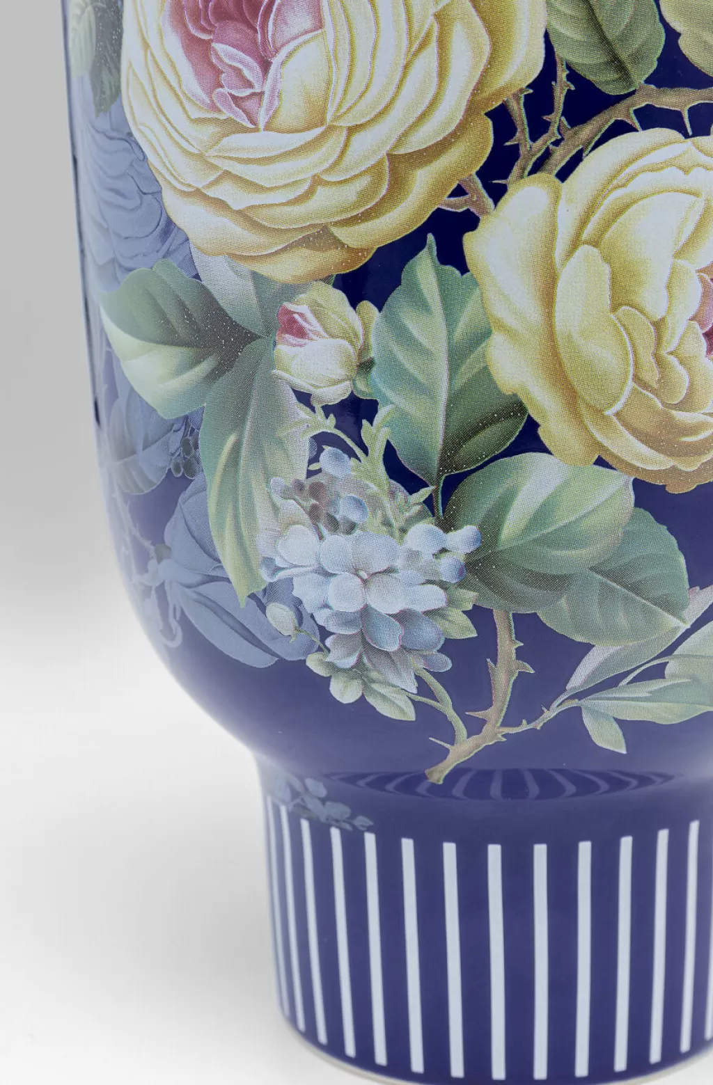 Vase Design Moderne Rose Magique - Décor Bleu Ciel pour Salon, 27 cm - Création KARE