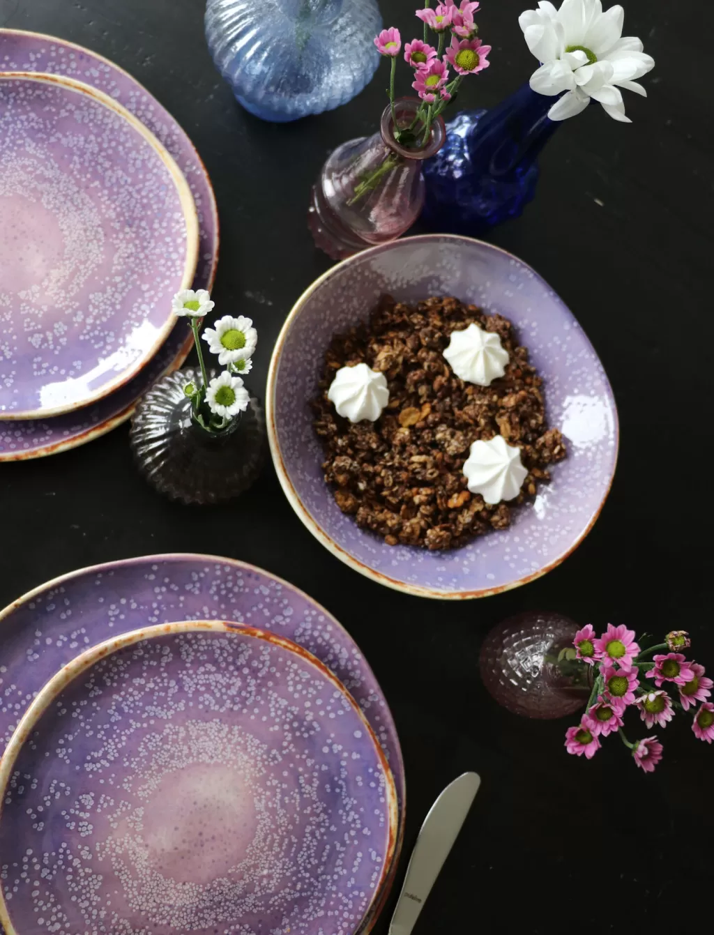 Assiette élégante Shirley Violet - Collection KARE Design, diamètre 21 cm pour dressage moderne