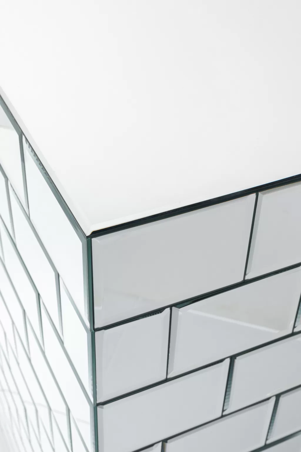 Miroir Design Élégant Solea par KARE - Solution Murale Modulable pour Espaces Bar