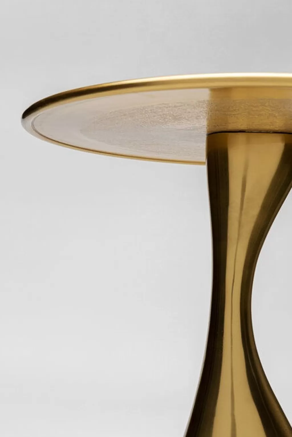Table d'appoint design Spacey par KARE - Doré brillant diamètre 36 cm, idéale pour votre salon