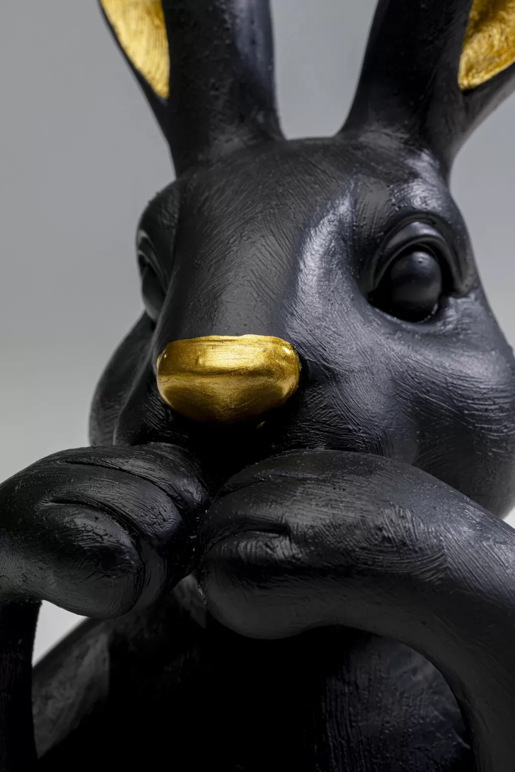 Figurine Décorative Lapin Tendresse 'Pupu' en Noir Élégant - Hauteur 23 cm par KARE Design