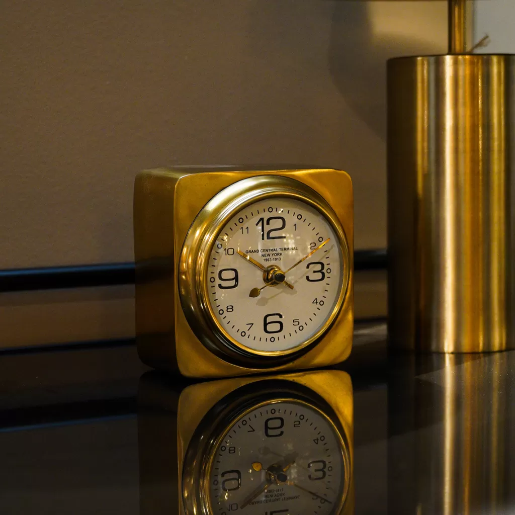 Montre élégante Time Out par KARE Design - Horloge de table moderne 13 x 9 cm