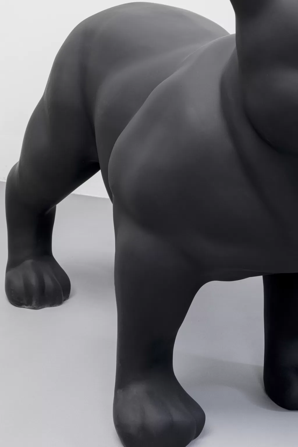 KARE Design - Sculpture Canine Toto Teen, Décor Moderne en Noir Mat - Hauteur 90 cm, Idéal pour Décoration d'Intérieur Contemporaine