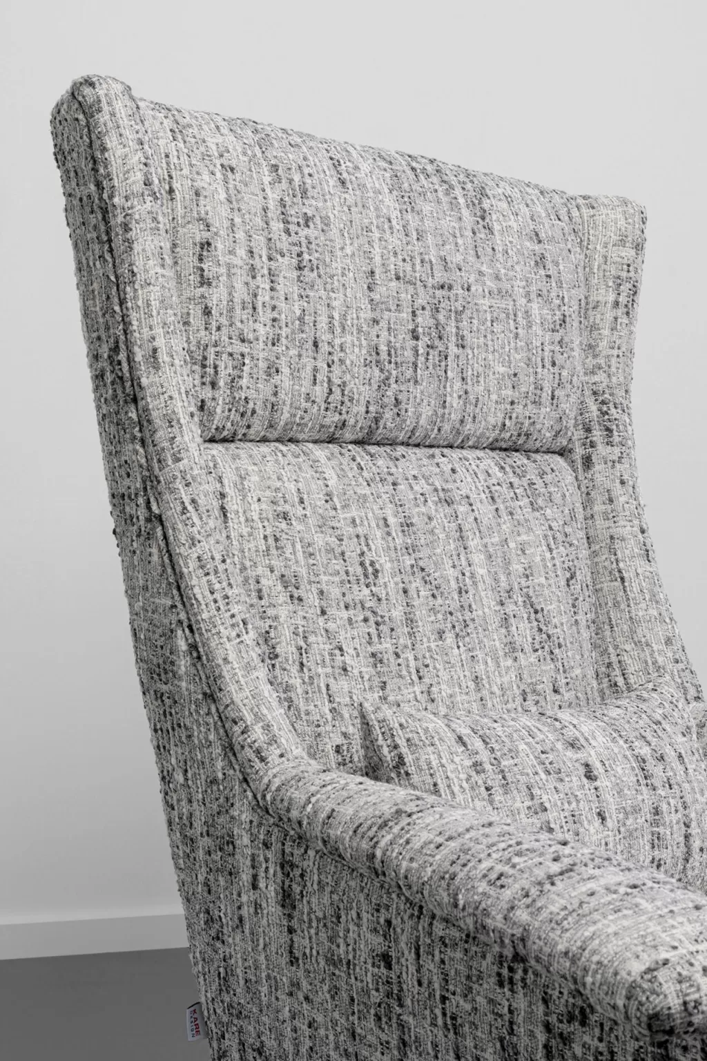 KARE Design – Vegas Forever : Fauteuil design contemporain en mélange sel & poivre