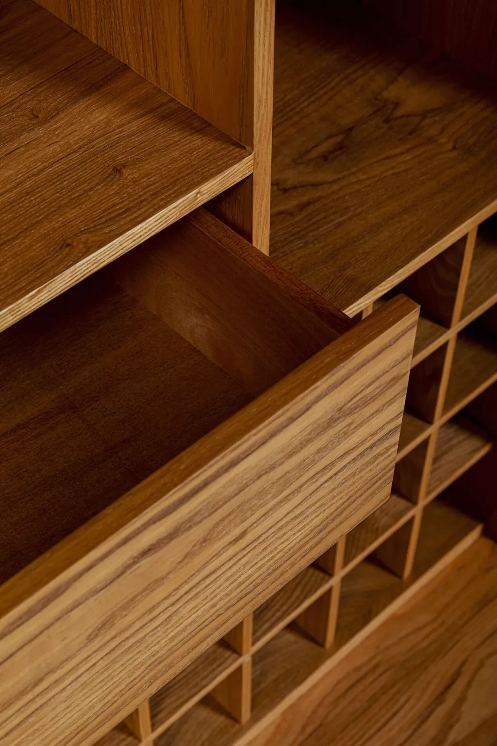 Armoire de bar design VENEZIA en crème - KARE Design - Dimensions généreuses 100x114 cm - Style contemporain et élégant pour votre intérieur