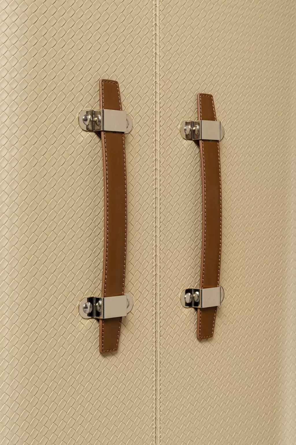 Armoire de bar design VENEZIA en crème - KARE Design - Dimensions généreuses 100x114 cm - Style contemporain et élégant pour votre intérieur