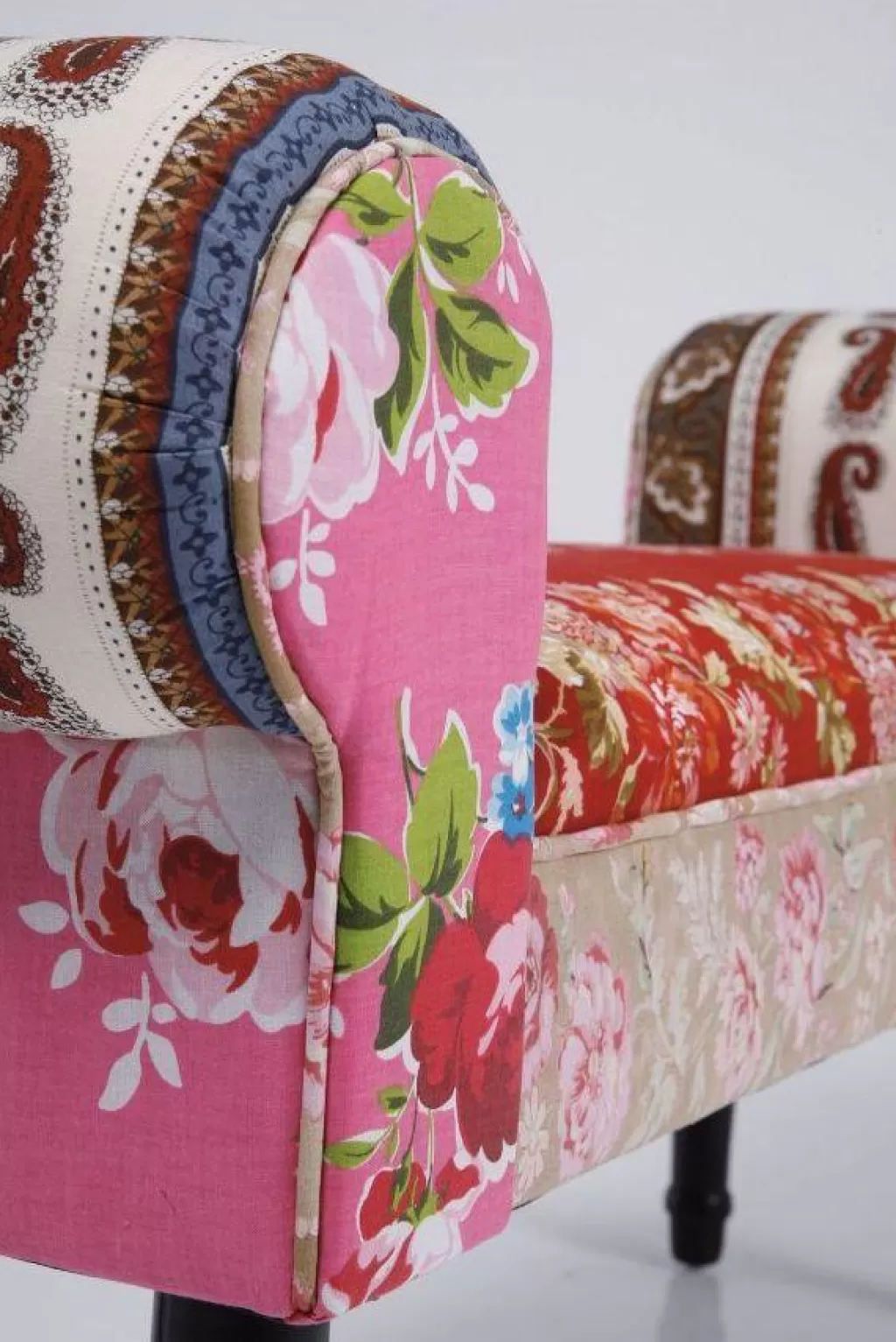 Banc Design Unique Patchwork Ailé par KARE - Moderne en Rouge Vif