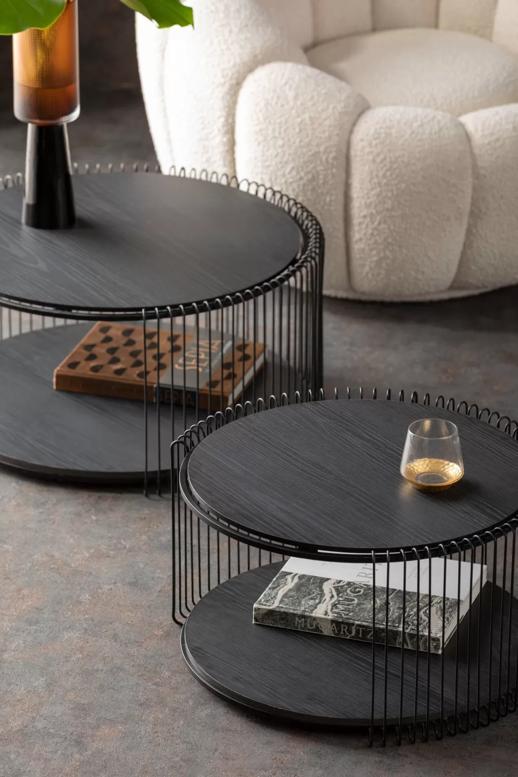 KARE Design - Table basse moderne à structure métallique et plateau bois noir double épaisseur - Lot de 2 pièces - Élégance intemporelle