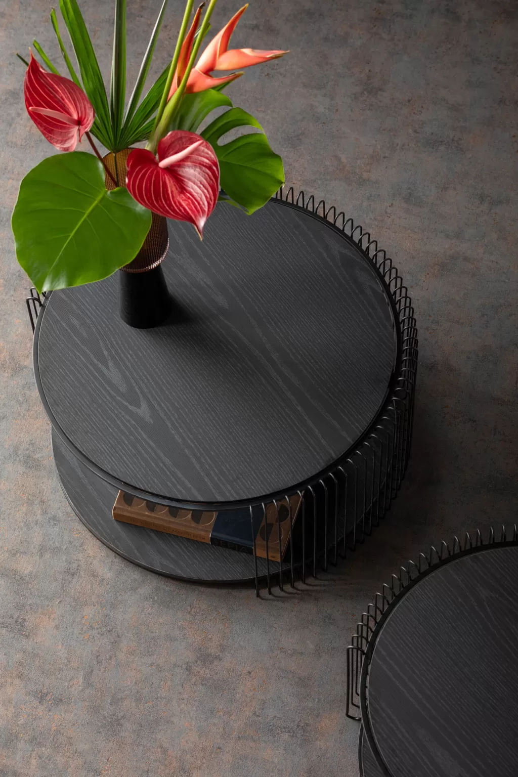 KARE Design - Table basse moderne à structure métallique et plateau bois noir double épaisseur - Lot de 2 pièces - Élégance intemporelle