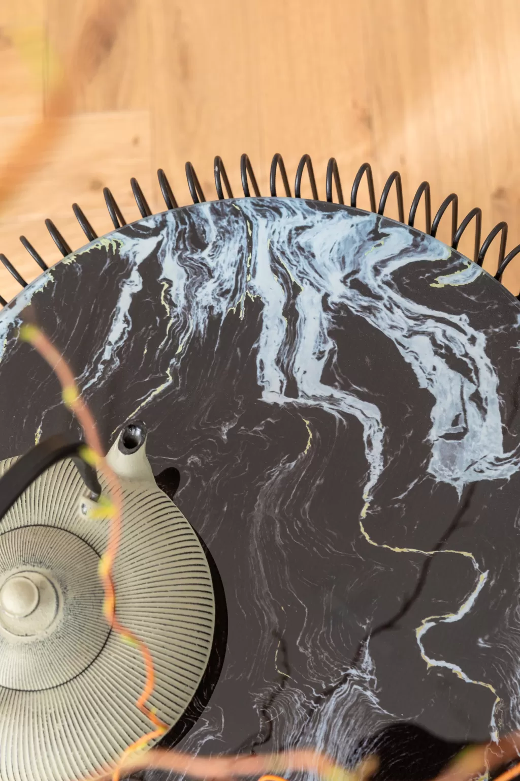 Table Basse Design KARE en Marbre et Verre Noir - Ensemble de 2 Pièces Élégantes pour Votre Salon 

(Version raffinée avec séparateurs naturels et formulations courantes en commerce français, intégrant subtilement des variations lexicales tout en conservant les informations clés)