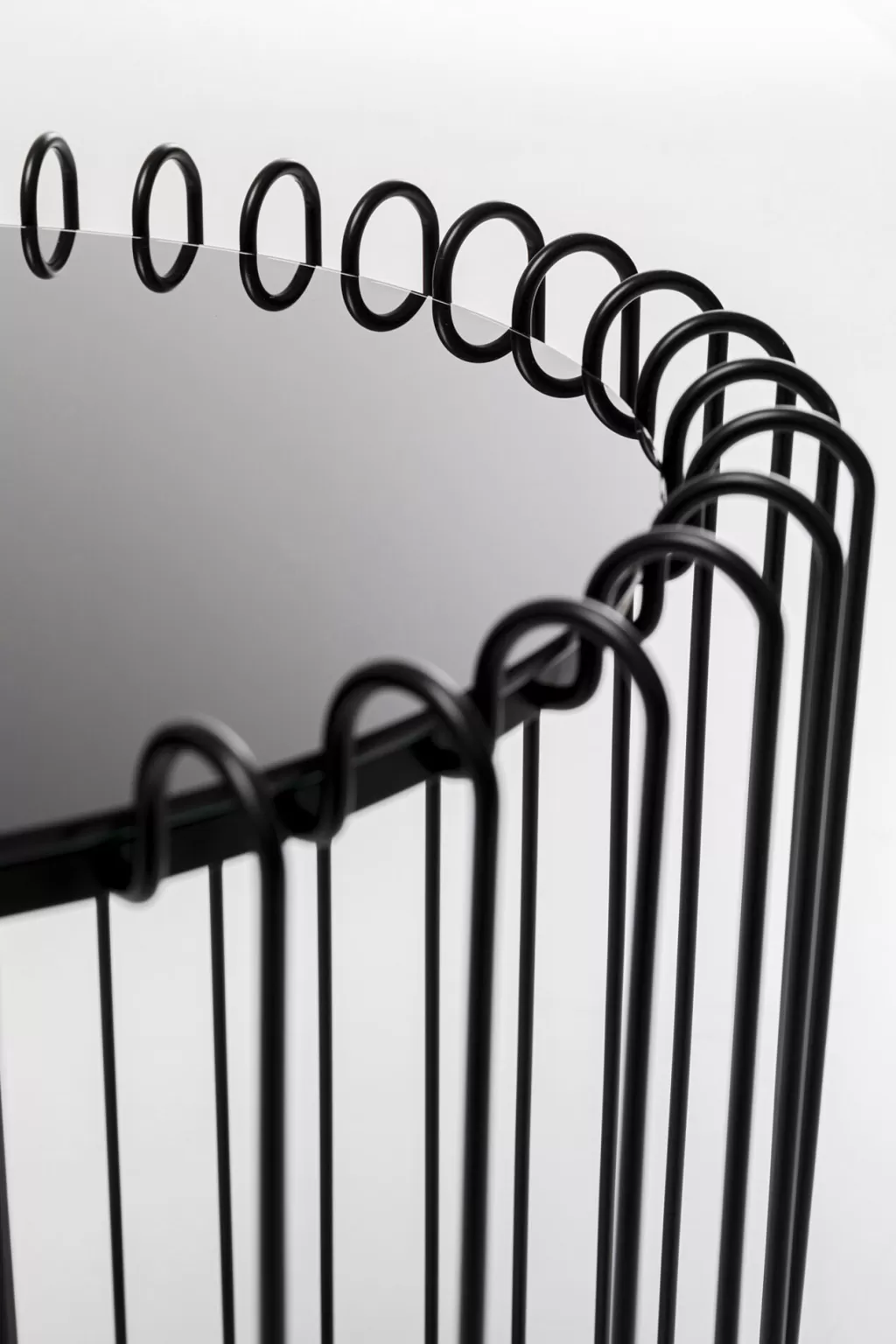 Lot de 2 tables basses design contemporain « Wire Live » - Structure métallique épurée par KARE Design - Noir intense pour intérieurs modernes