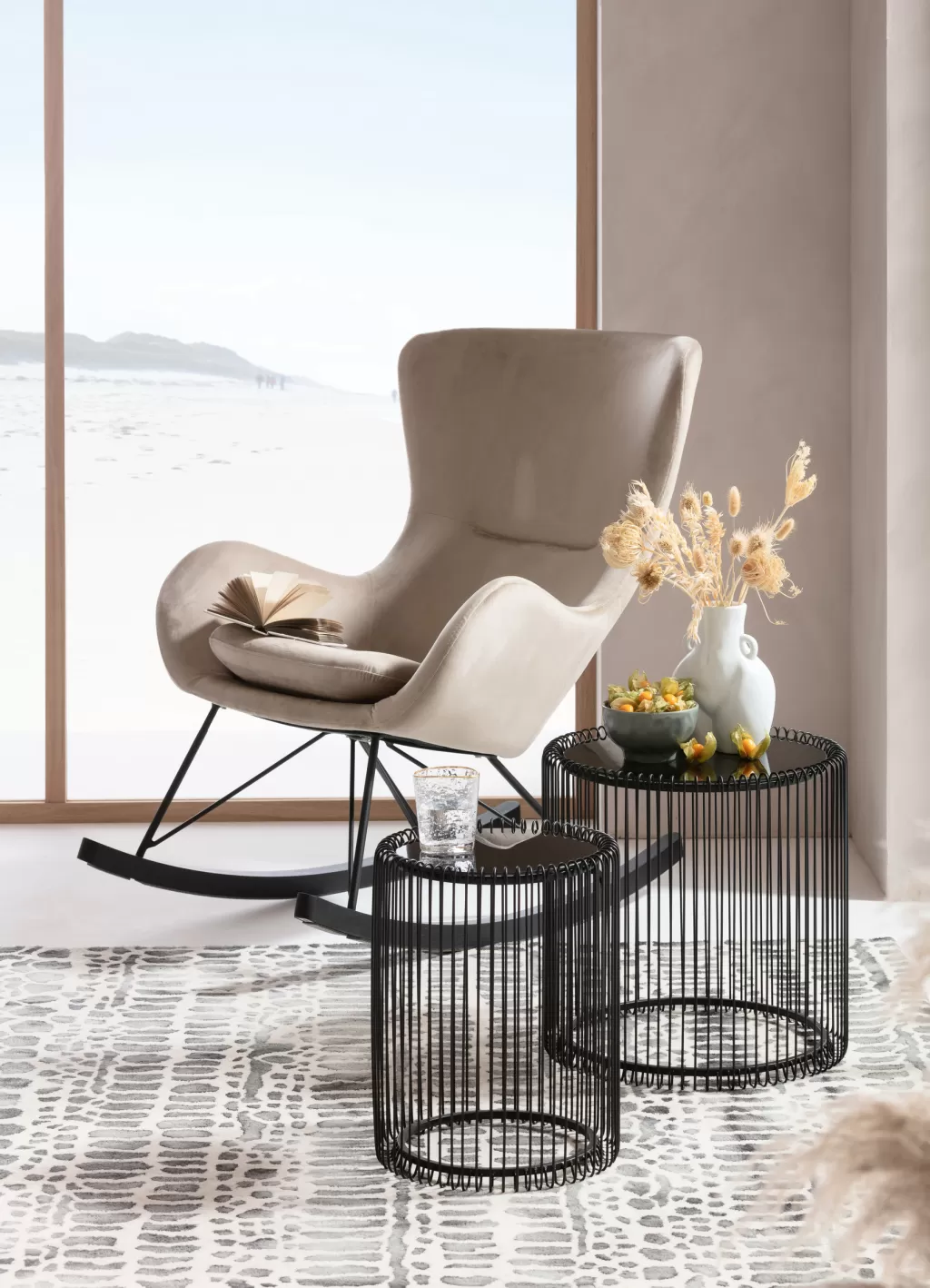 KARE Design : Table d'appoint moderne Wire, Noir - Diamètre 44 cm - Lot de 2, design sobre et intemporel