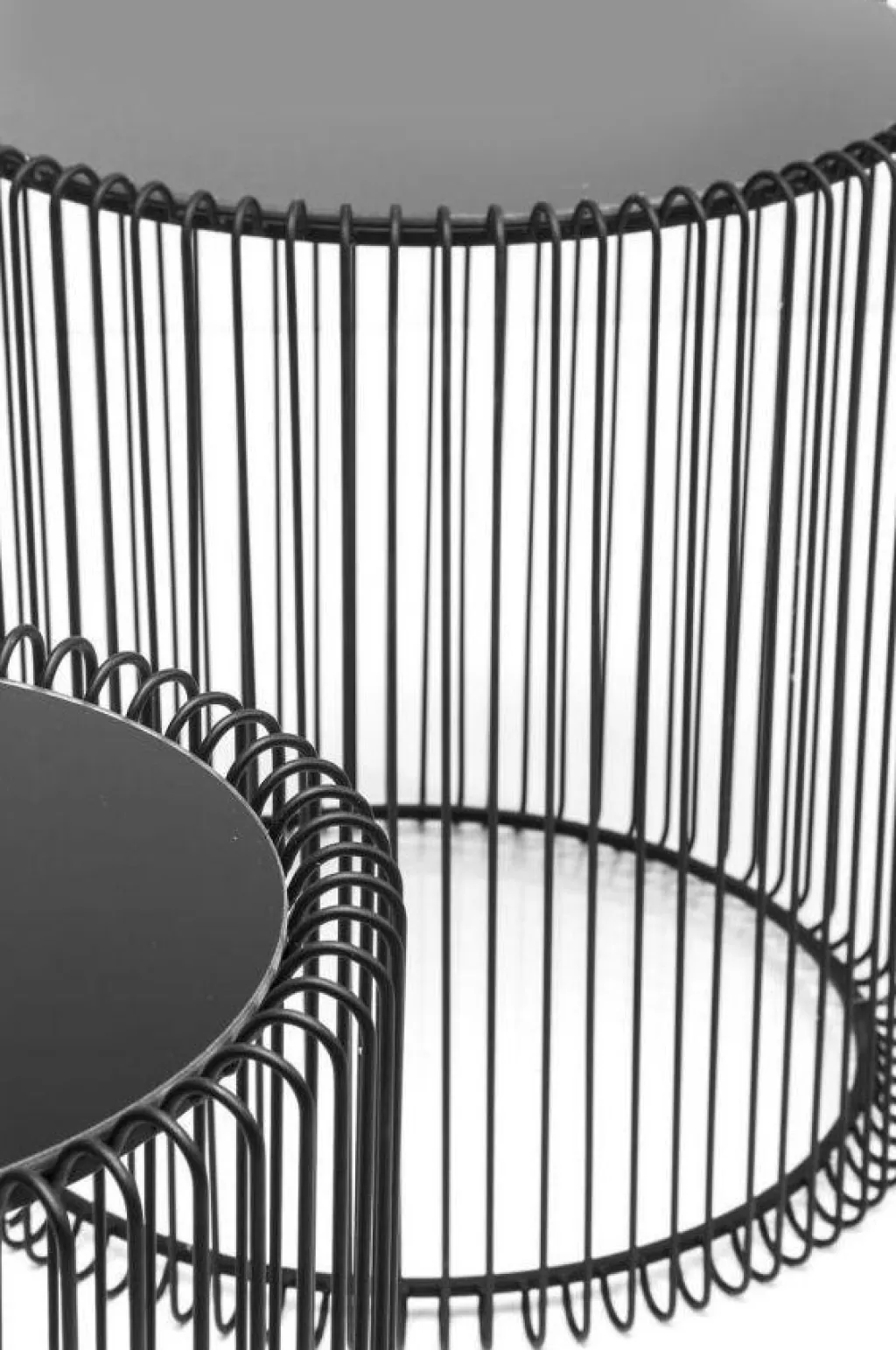 KARE Design : Table d'appoint moderne Wire, Noir - Diamètre 44 cm - Lot de 2, design sobre et intemporel