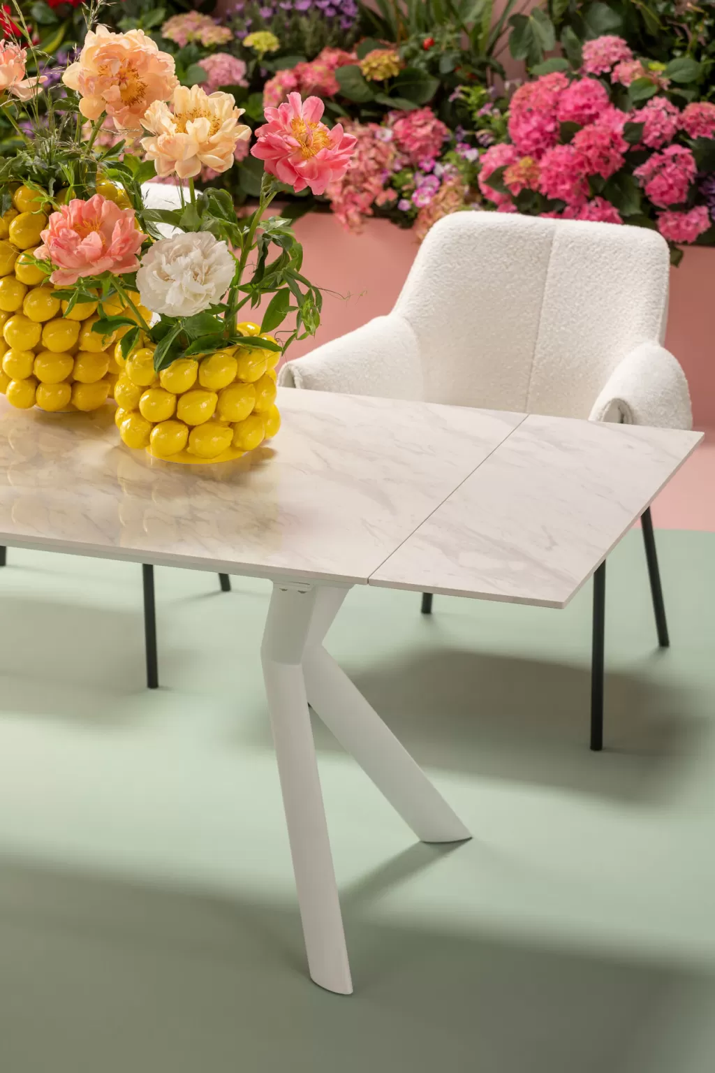 KARE Design – Table Extensible Xenia en Blanc Cristal, Modulable de 140 à 200 cm de Longueur × 80 cm