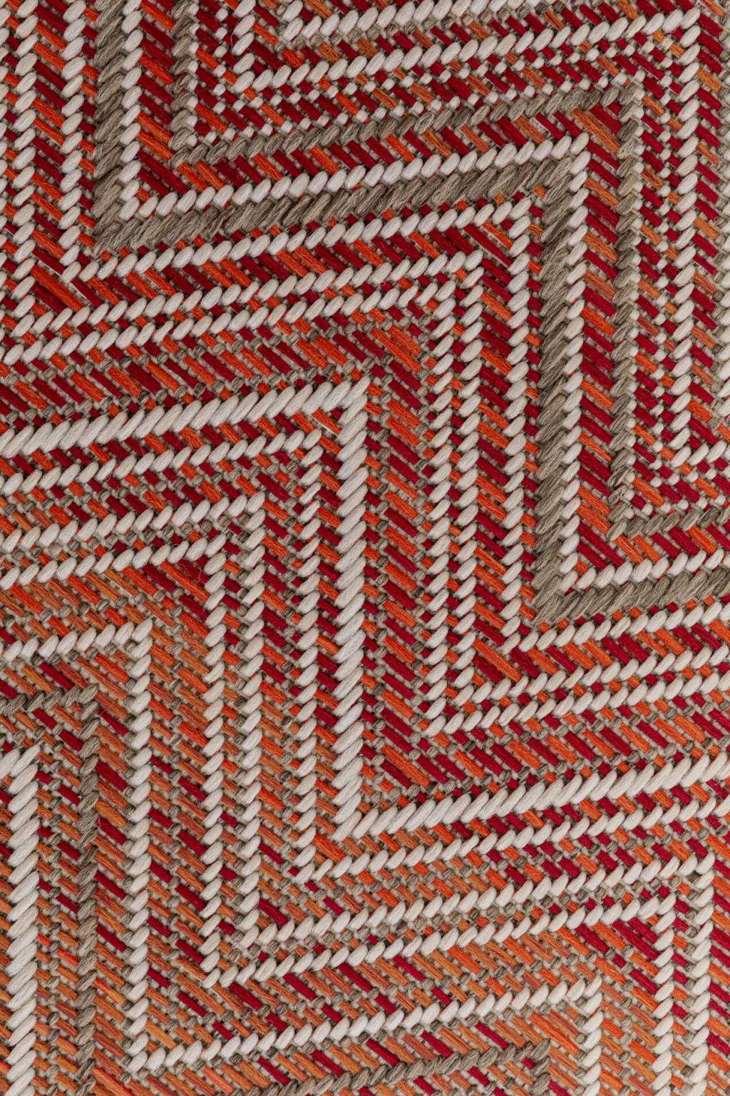 Tapis d'Extérieur Grand Format Motif Zigzag Rouge par KARE Design - Dimensions 230 x 330 cm